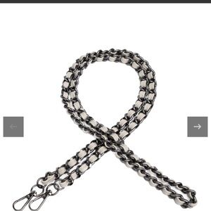 LUG Satin Lux chain bag strap Pebble